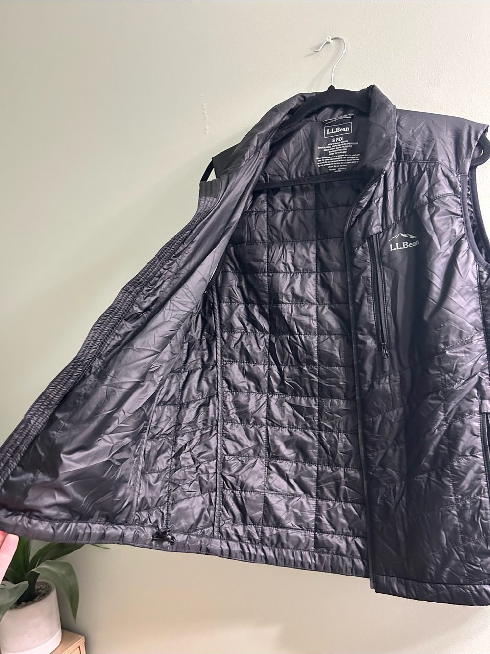 NWOT L.L.Bean PrimaLoft Packaway vest black - Picture 10 of 12